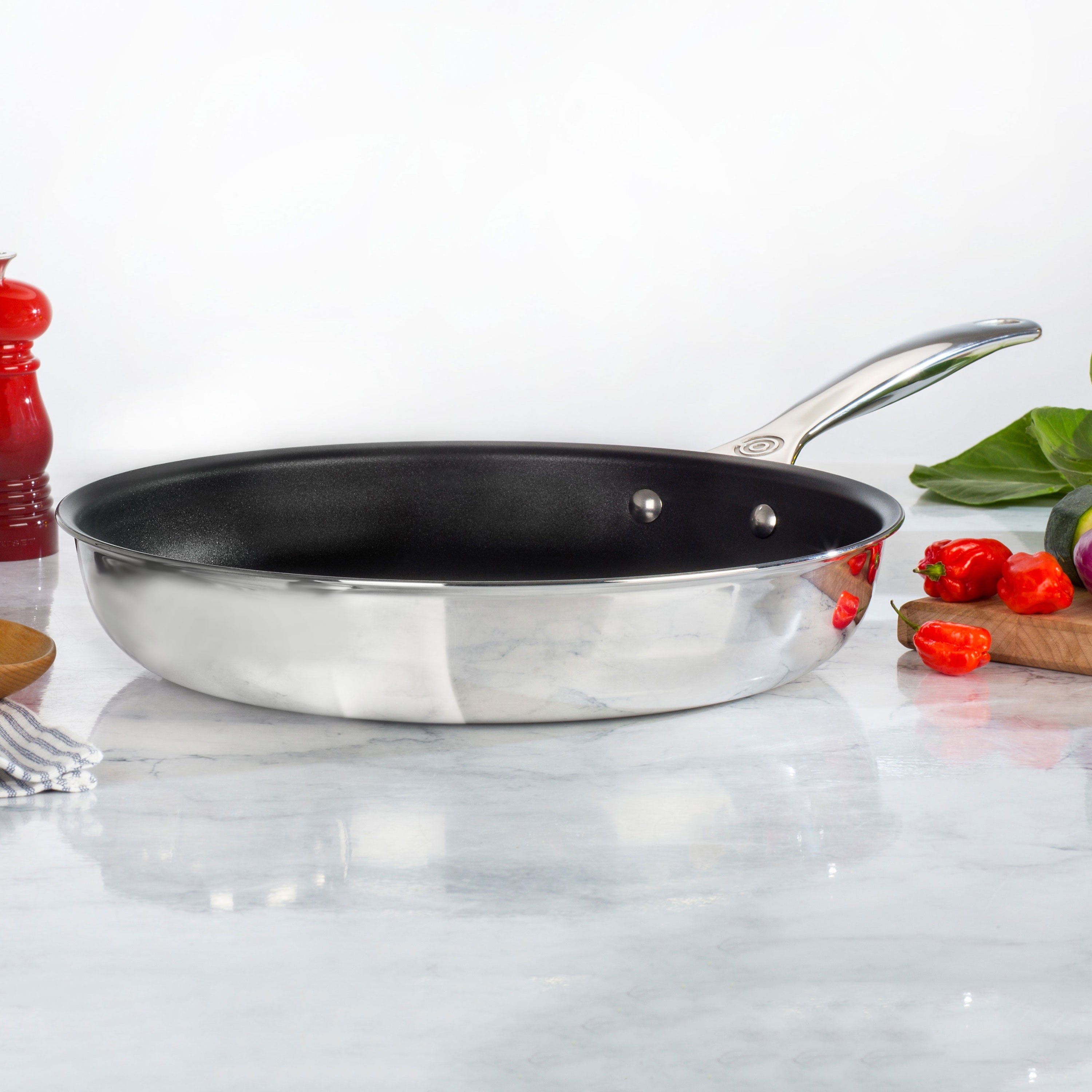 Le Creuset Stainless Steel 12