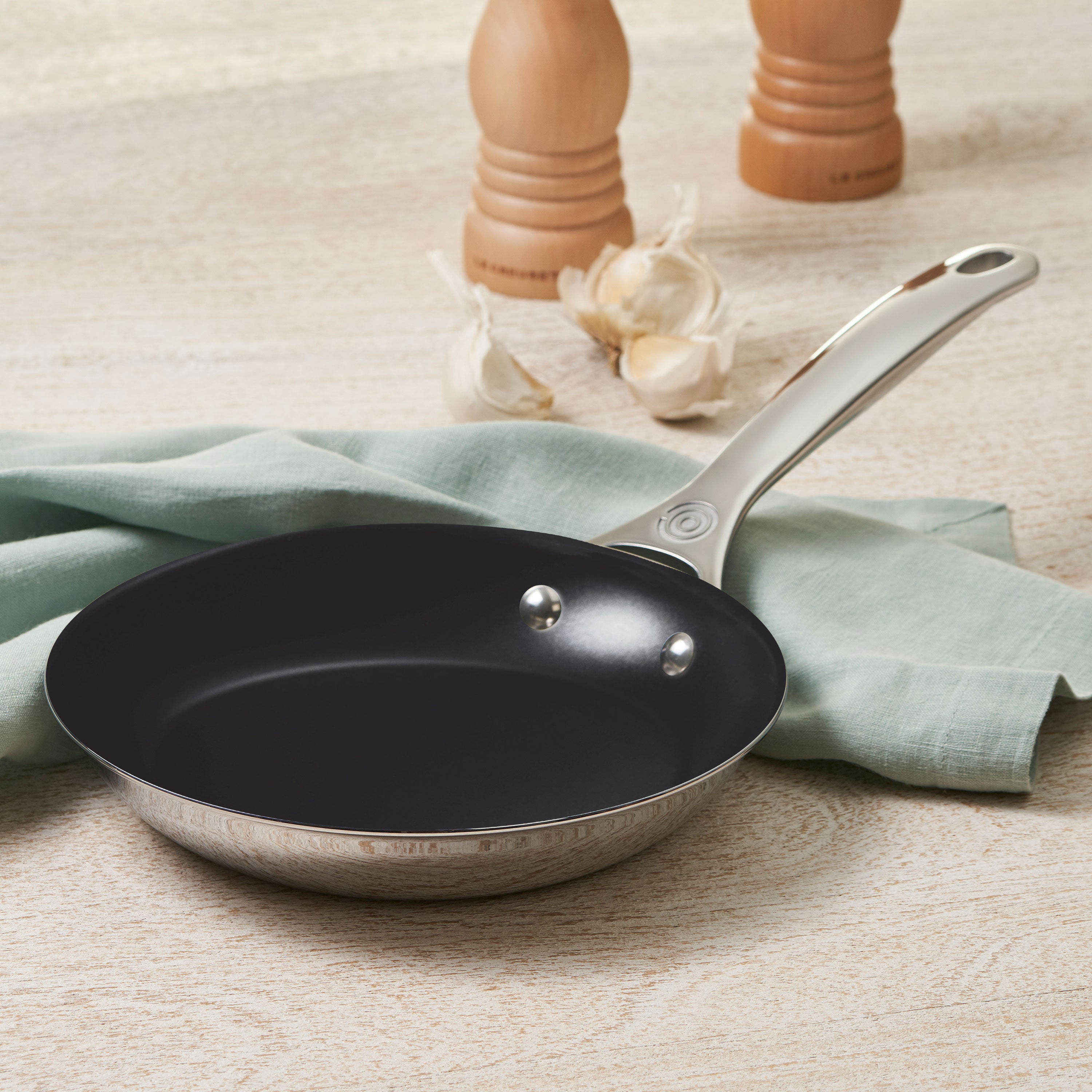 Le Creuset Stainless Steel 12