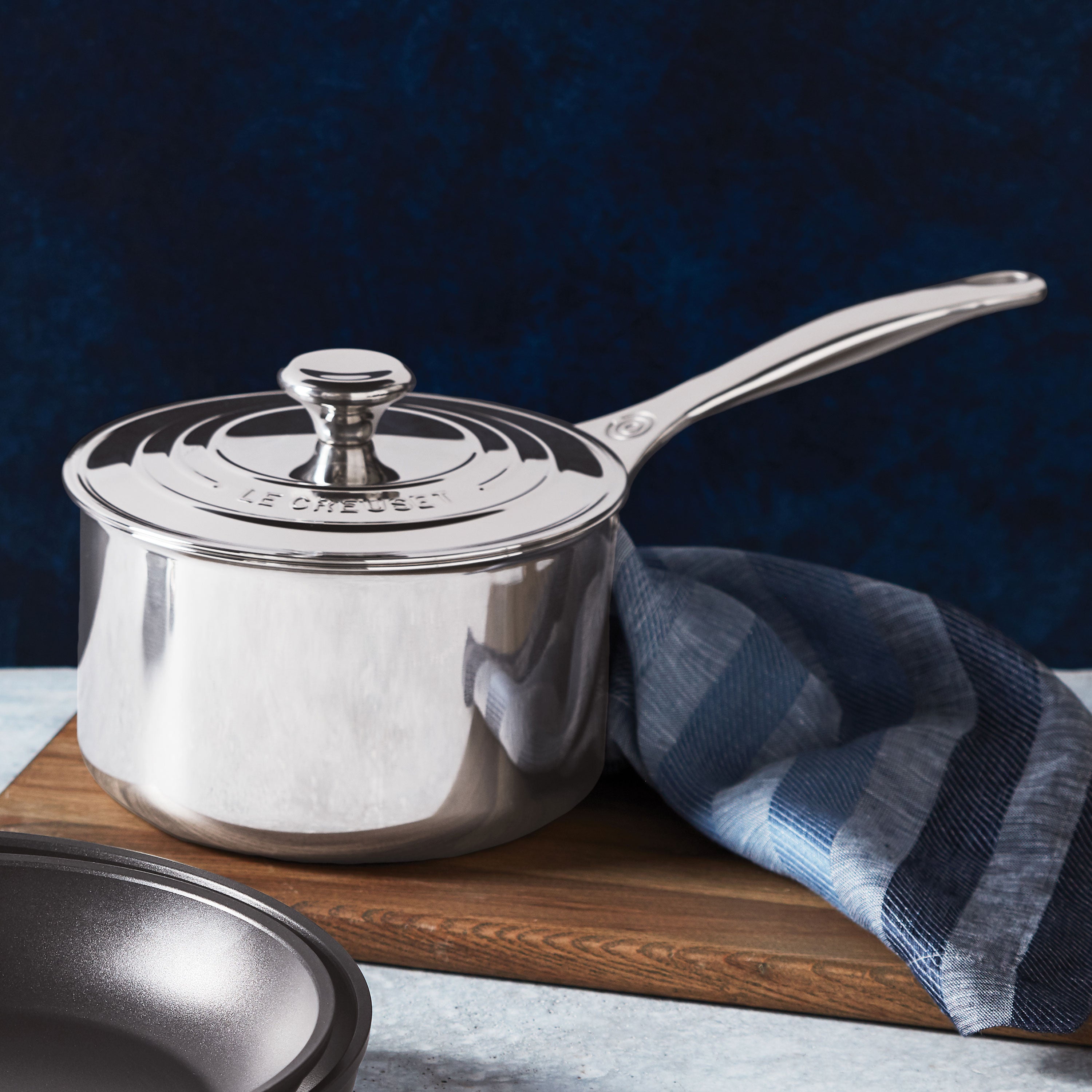 Le Creuset Stainless Steel 2-quart Saucepan