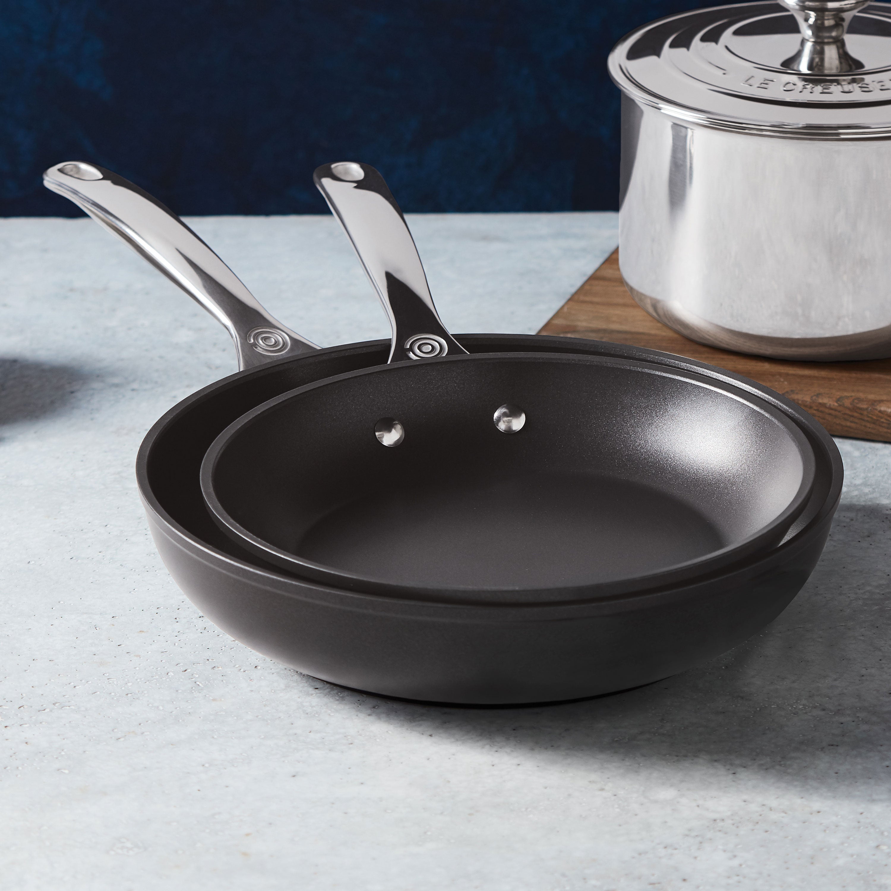 Le Creuset Toughened Nonstick Pro 8 & 10