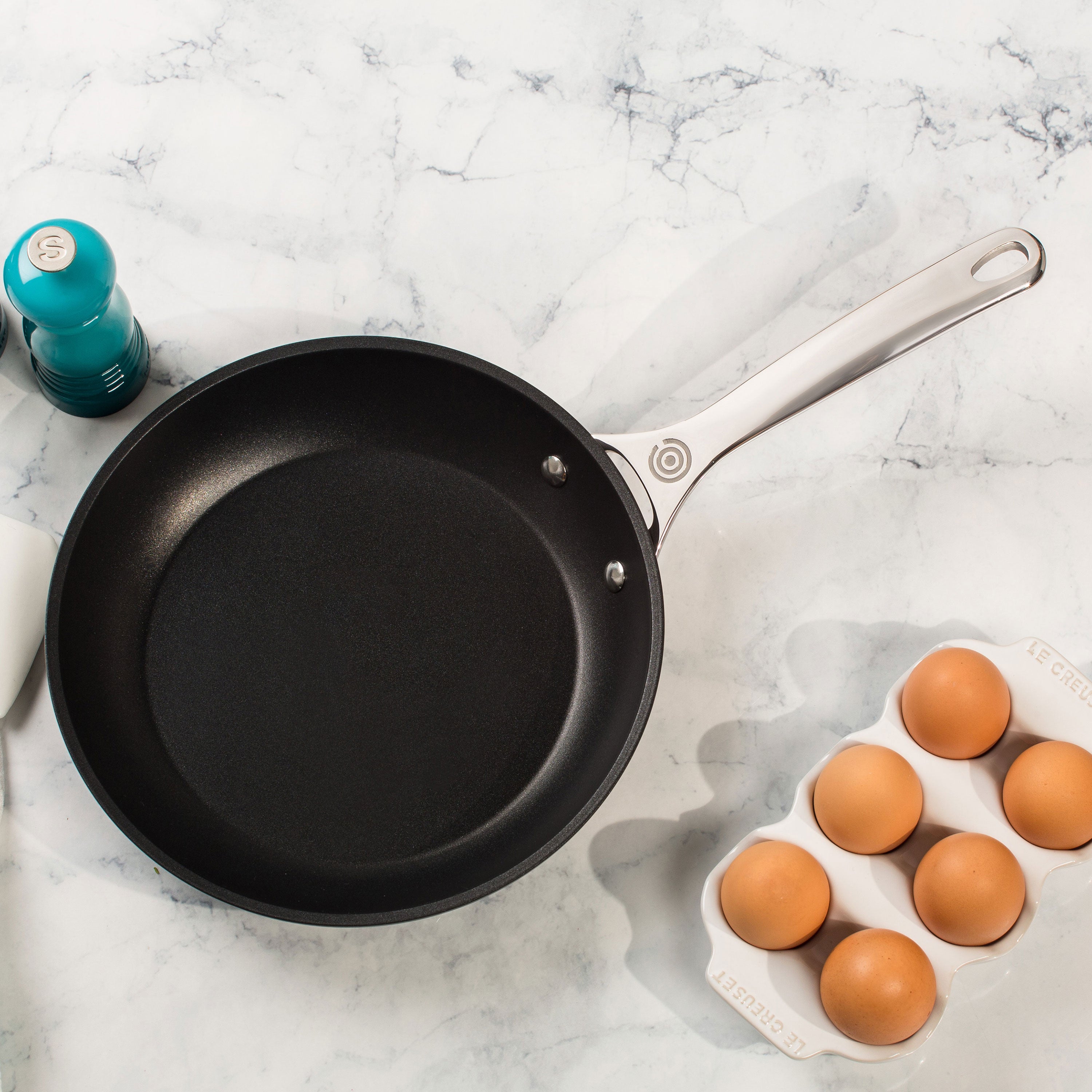 Le Creuset Toughened Nonstick Pro 8