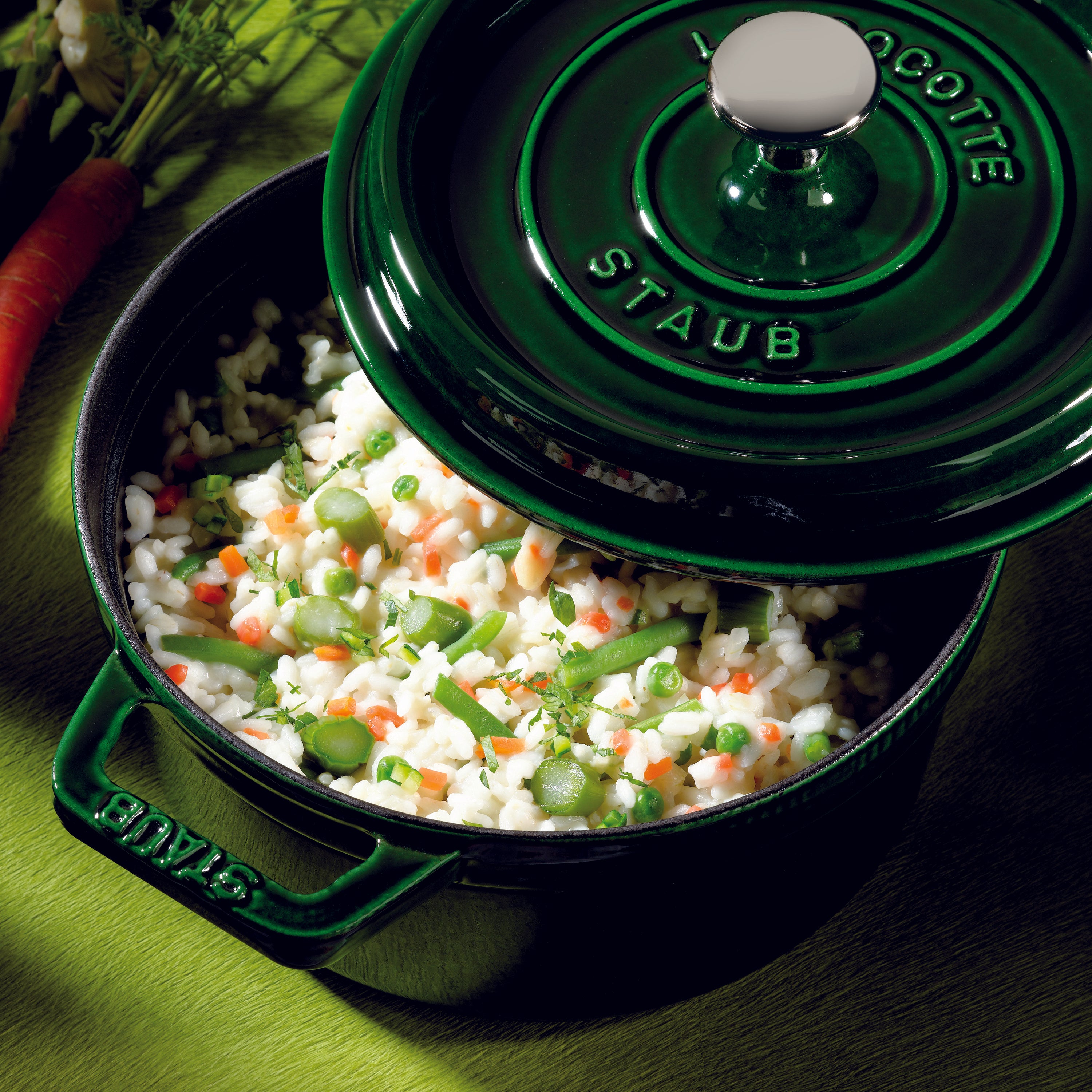 Staub 2.75-quart Basil Round Dutch Oven