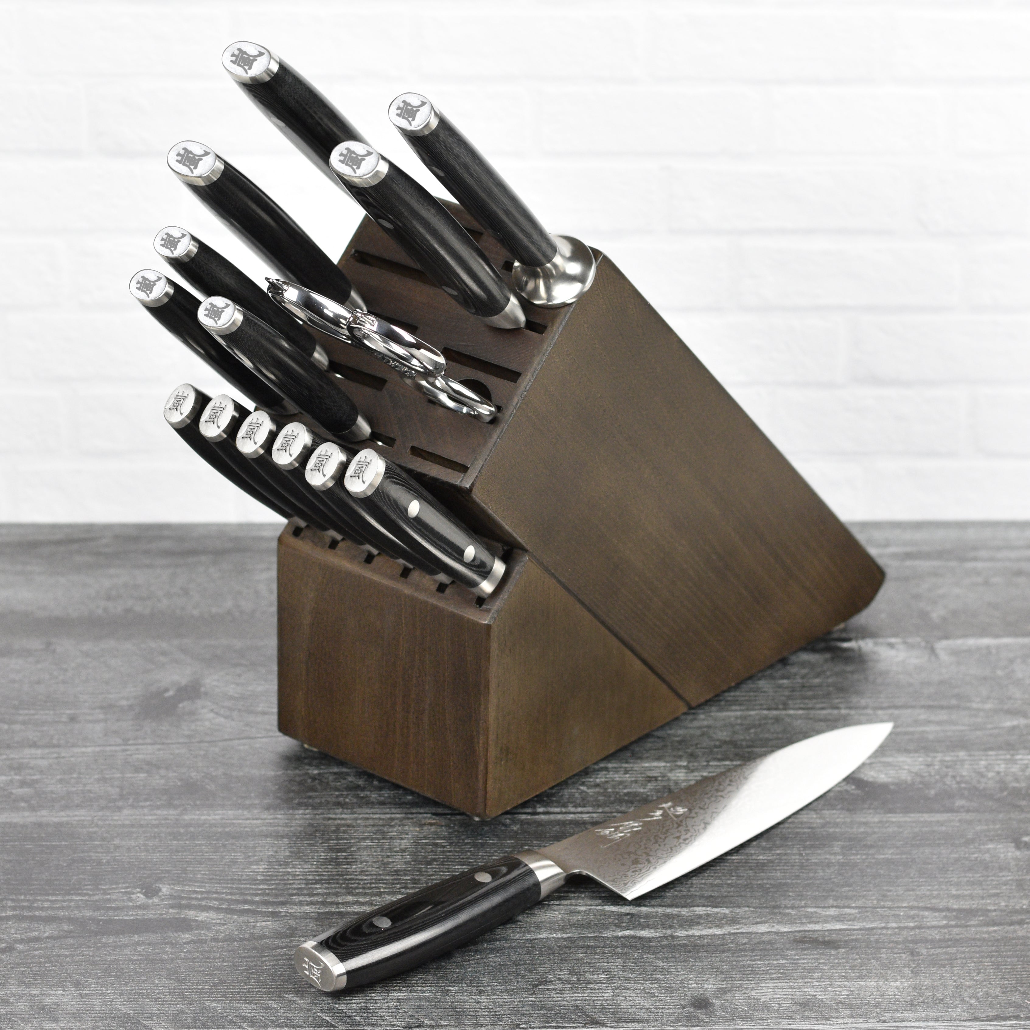 Yaxell Ran Plus 16 Piece Dark Ash Knife Block Set