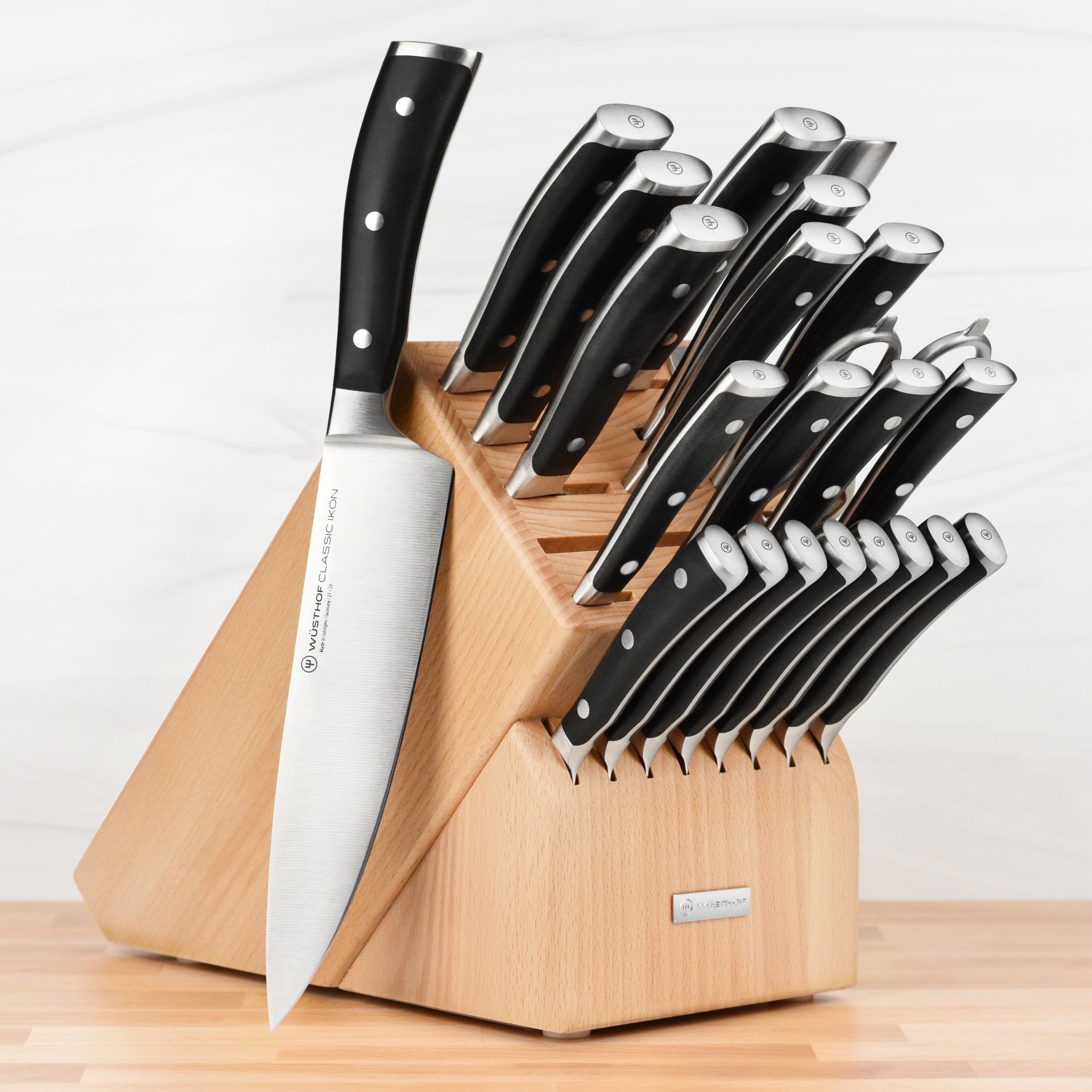 Wusthof Classic Ikon 23 Piece Walnut Knife Block Set