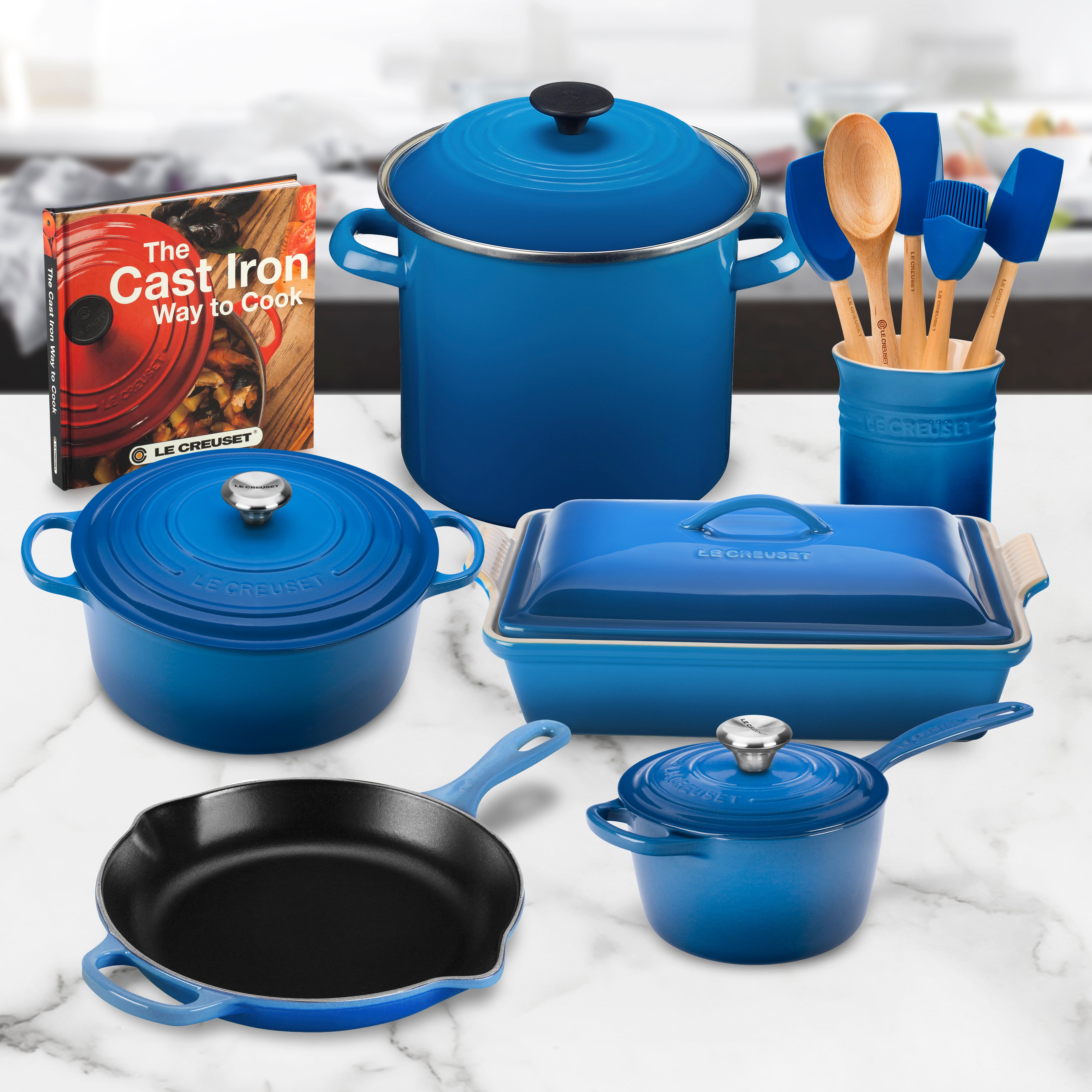 Le Creuset Signature Cast Iron 16 Piece Marseille Cookware Set