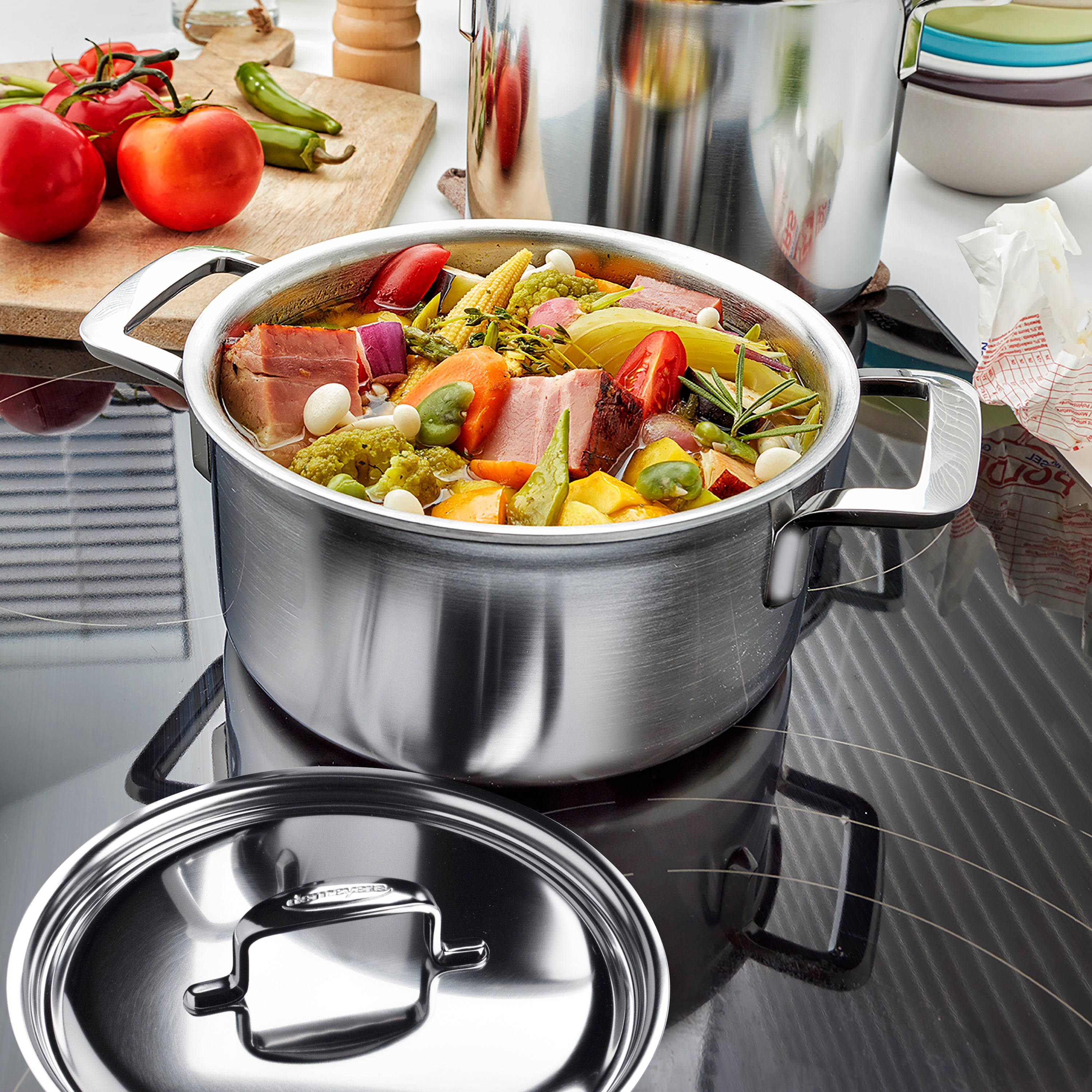 Demeyere 5-Plus 5.5-quart Stainless Steel Dutch Oven