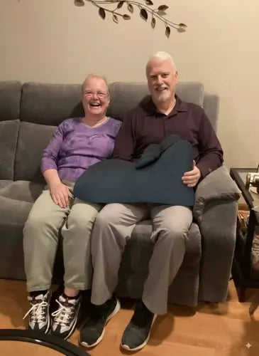 Compact wedge pillow for intimacy