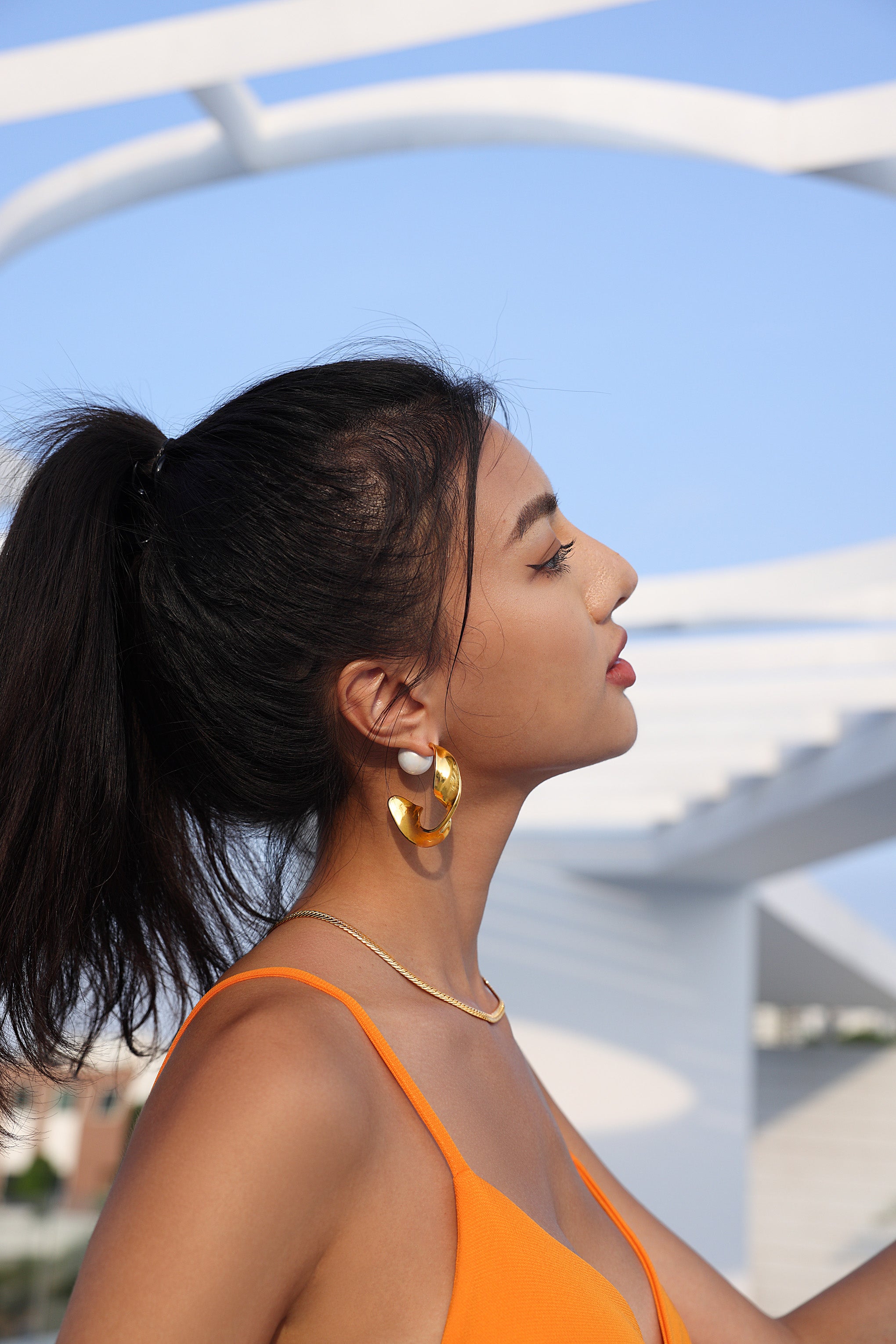 Golden Chunky Wave Hoop Earrings