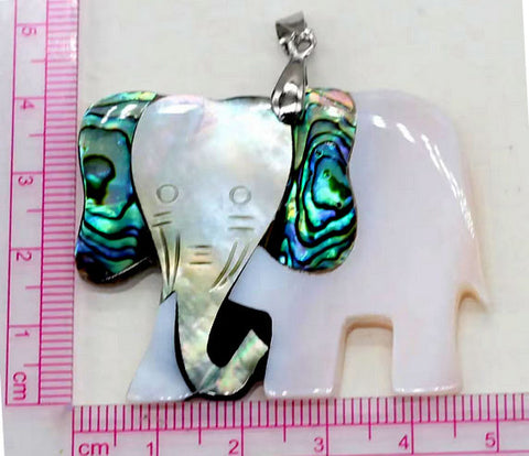 MEDAILLON ELEPHANT EN NACRE