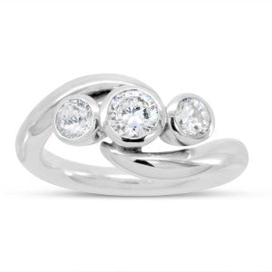 diamond trilogy ring in platinum with a spiky design