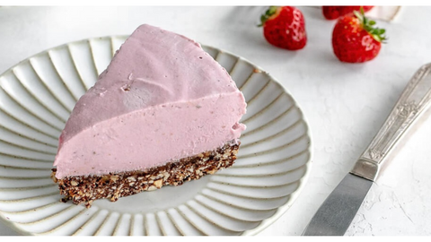Vegan Strawberry Cheesecake is a perfect Cancer Fighting Treat for Valentines Day that every cancer survivor will adore