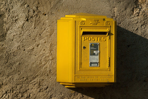 La Poste Colissimo  Colis CORINNE CERAMIQUE