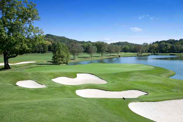 golf-course-with-pond