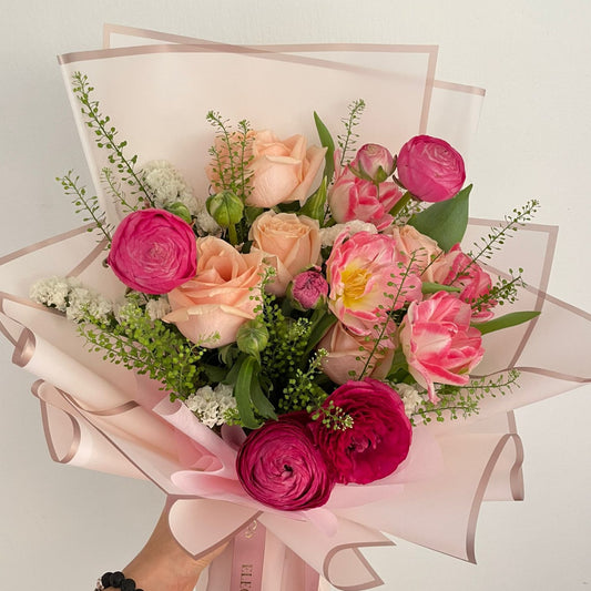 Bouquet Butterfly - pink roses, ranunculuses, stock – My Peonika Flower  Shop