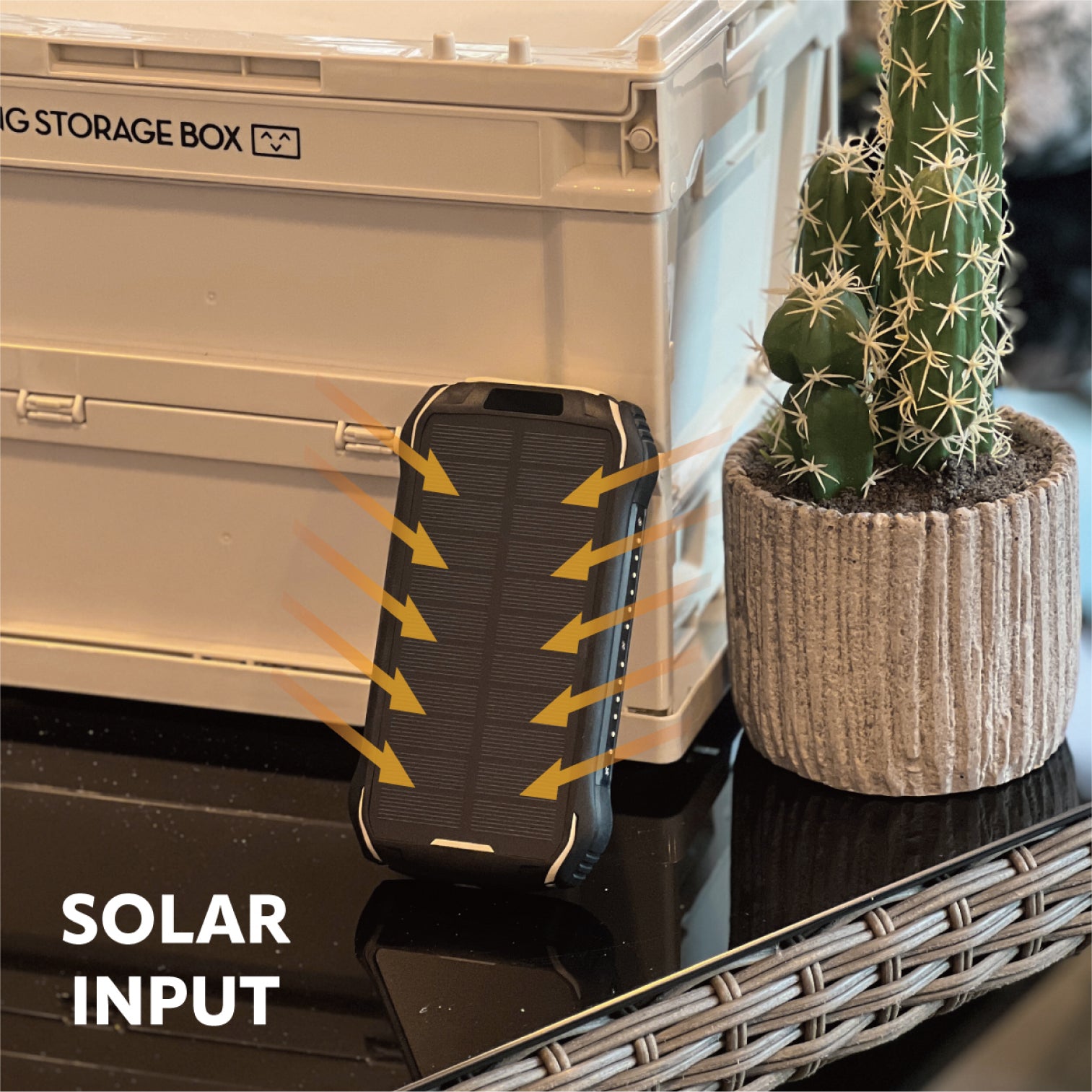 Solar Powerbank-02.jpg__PID:570c486a-4503-48cc-93f1-351e039ce66b