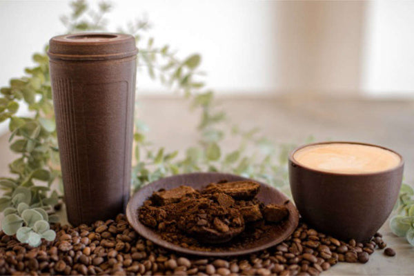 Reusable Coffee Kreis cups are made from a biocomposite based on coffee grounds and plant material