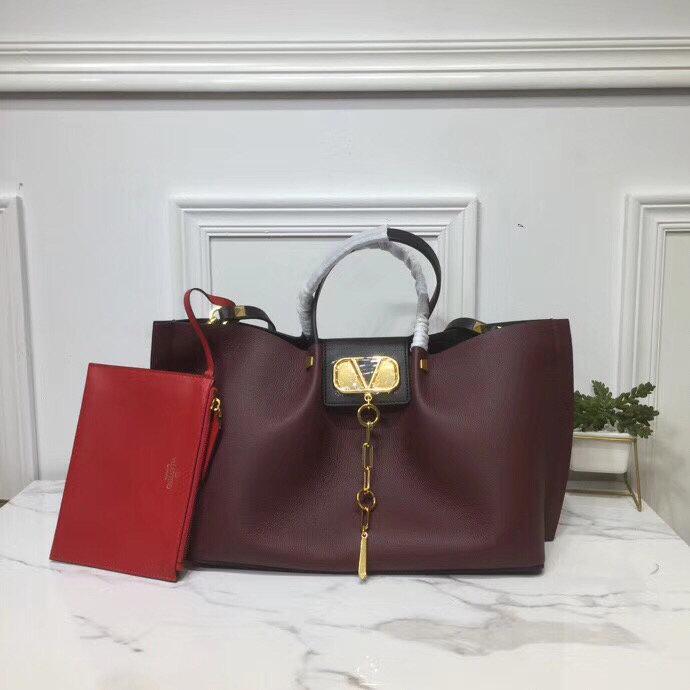 The highest quality of the whole network Valentino Fashion New Monogram Leather Shoulder Bag Women H
