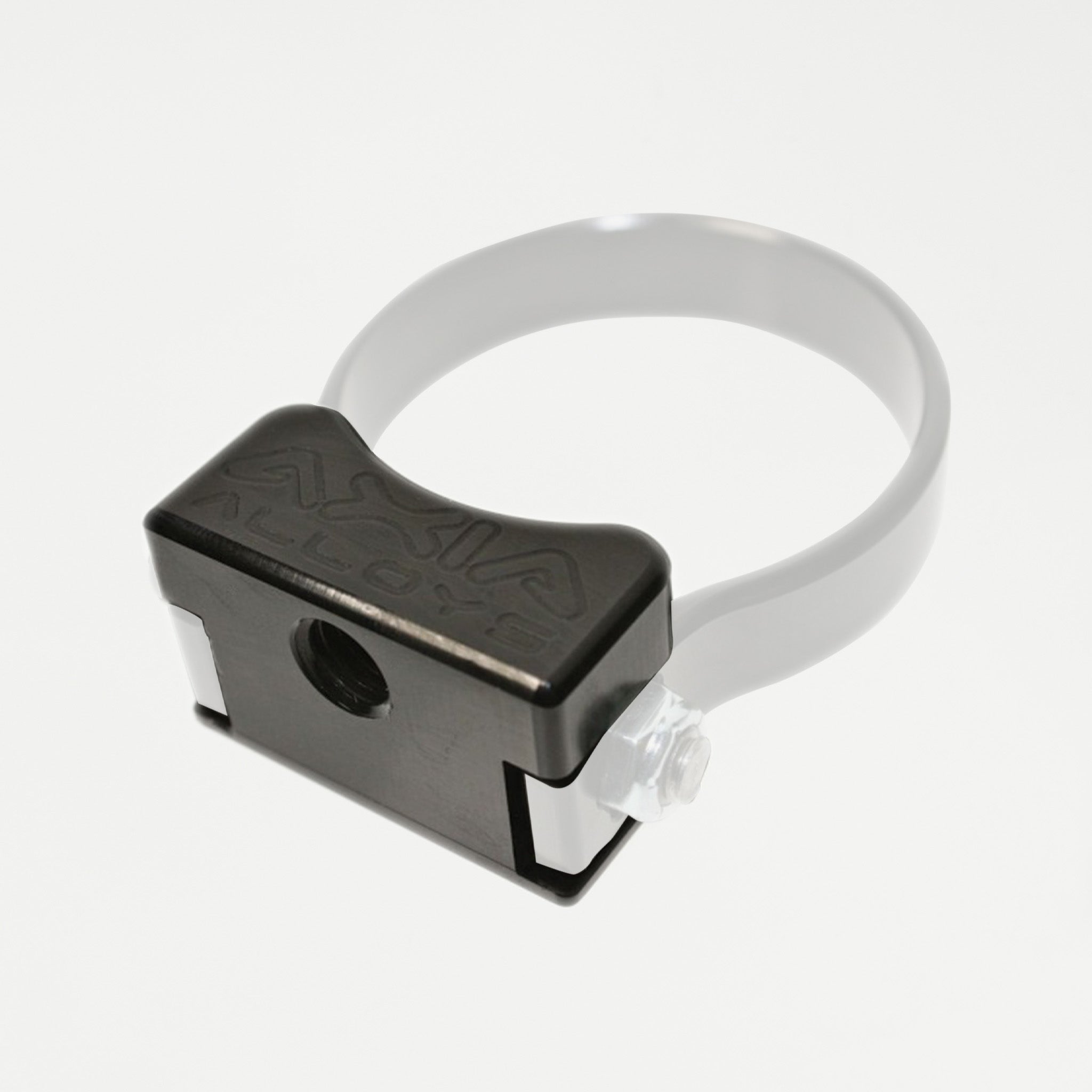  Universal Mount Bracket 