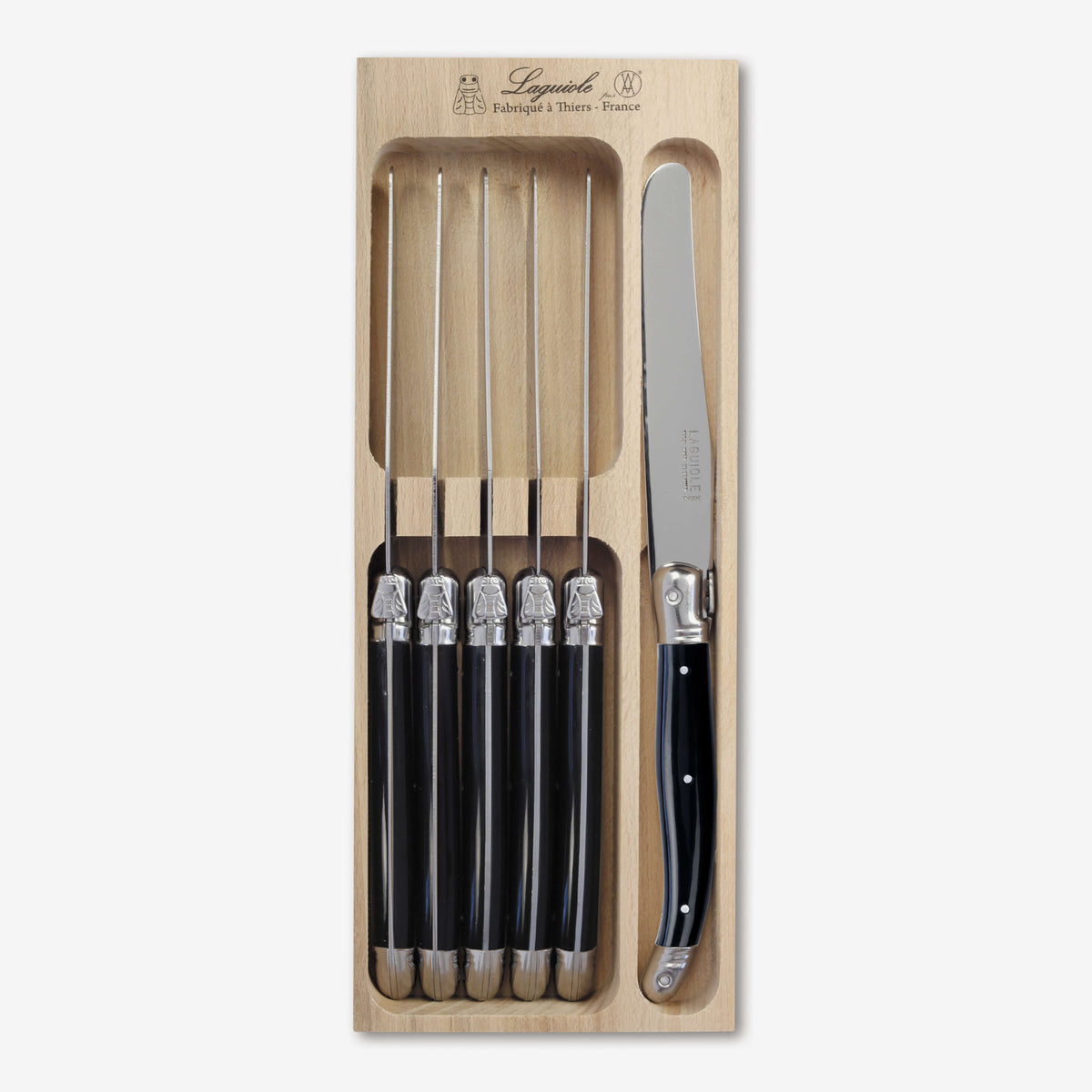 https://cdn.shopify.com/s/files/1/0614/9131/4841/products/k56n-laguiole-knife-set-black-pack-6_1200x.jpg?v=1662631827