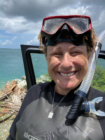 woman scuba diving Puerto Rico