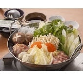 【九州産若鶏もも肉】使用 本格博多水炊き（職人が丁寧に作り上げた白濁スープ、コクがありコラーゲンあり）２人前（博多ちゃんぽん麺付）￥3,350【お歳暮2024】【鍋】【鍋2024】 【当地鍋】