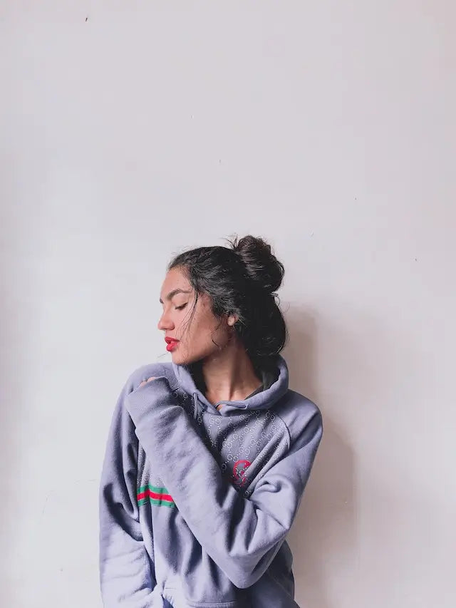 Why-are-grey-hoodies-popular-10
