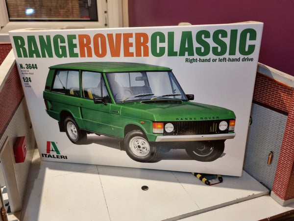 Range Rover Classic LHD/RHD 3644 Italeri Modellbausatz 1:24