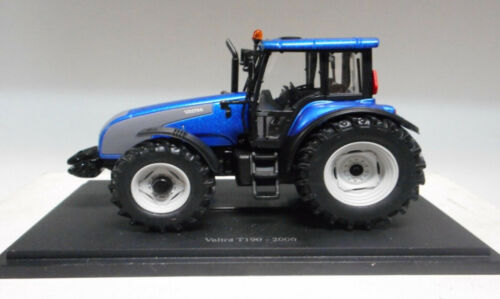 valtra toy tractor