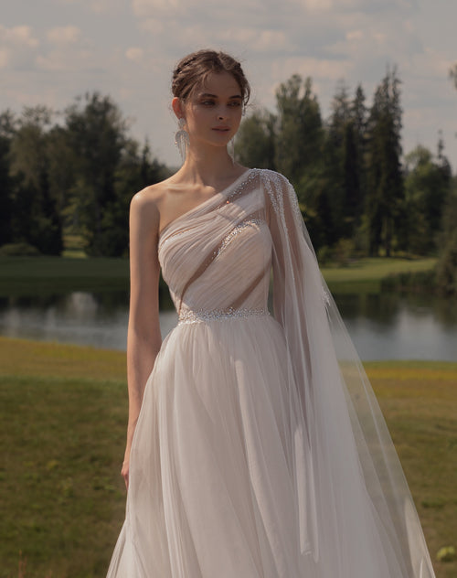 Elegant One-Shoulder Asymmetrical Bridal Gown – HAREM's Brides