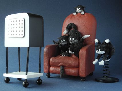 Cats Watching Horror Movie On Tv Statue Set By Dubout 5 75h