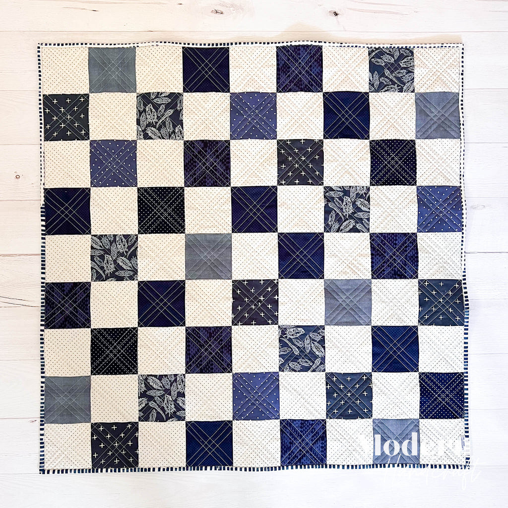 Checkerboard Baby Quilt Tutorial by Modernhandcraft.com