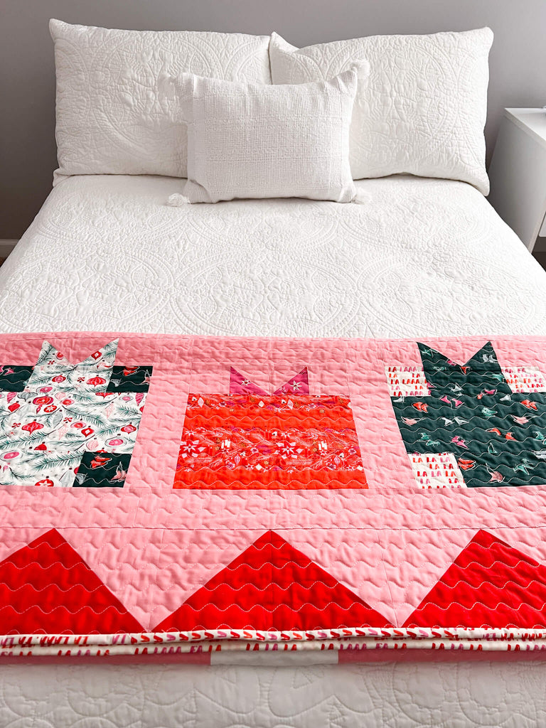 Frosty Quilt - Christmas in the City Version by Modernhandcraft.com