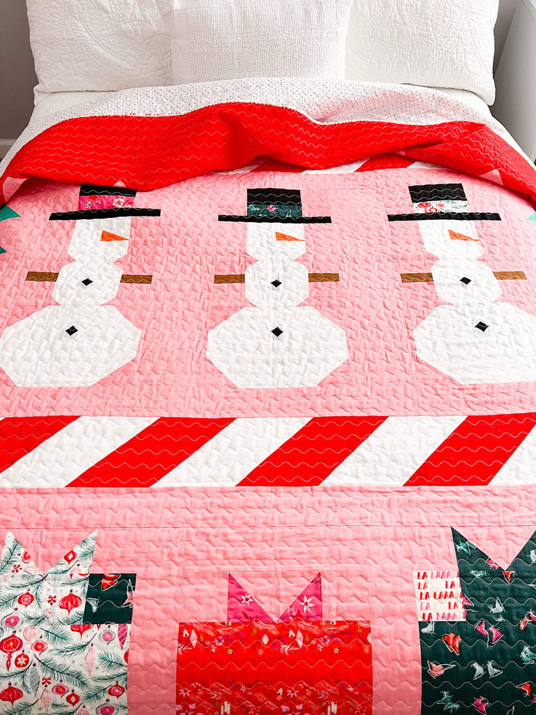 Frosty Quilt - Christmas in the City Version by Modernhandcraft.com