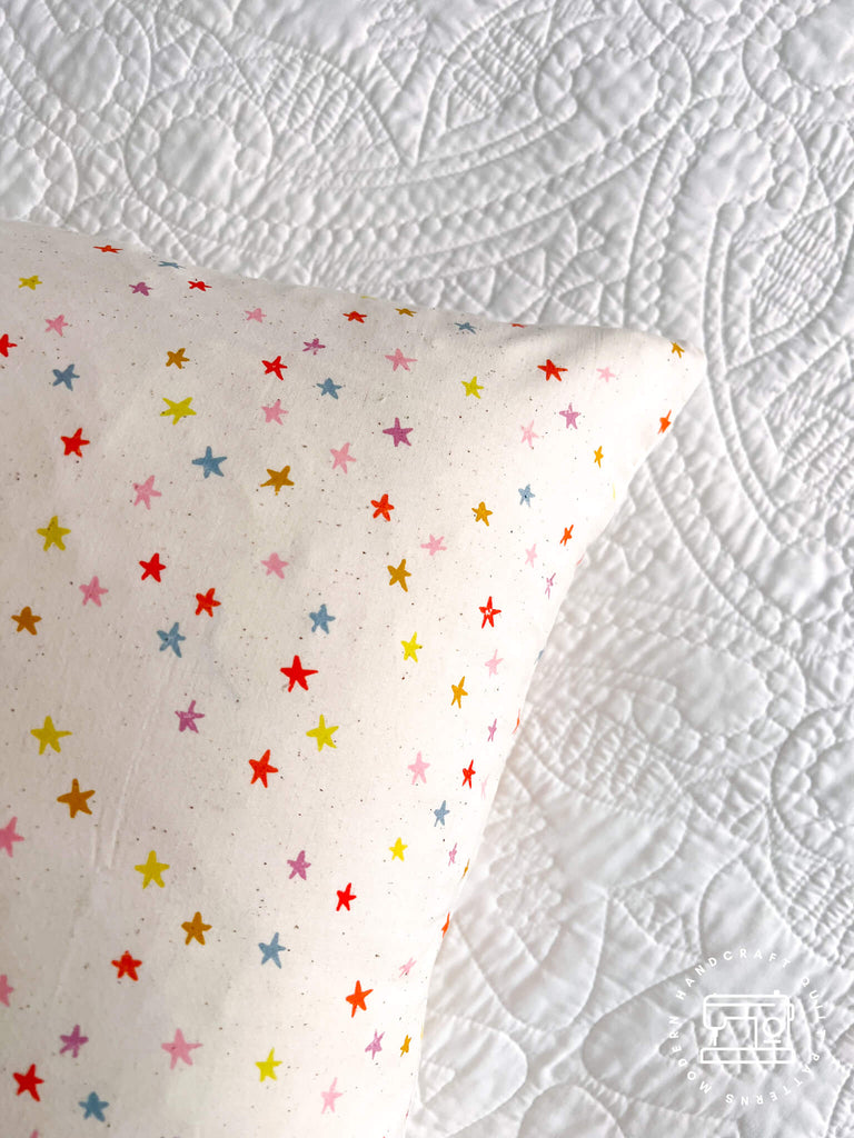 Hexie Pillow - Reverie Version by Modern Handcraft