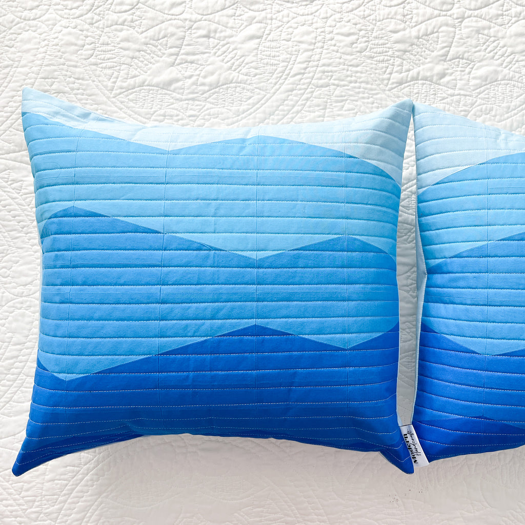 Ranges Quilt - Cover Quilt & Pillow Pair by Modernhandcraft.com
