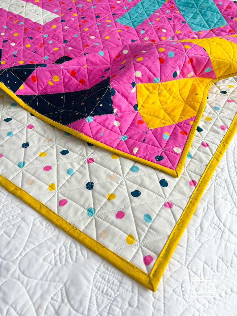 Asterisks Quilt / Birthday Version - Modernhandcraft.com