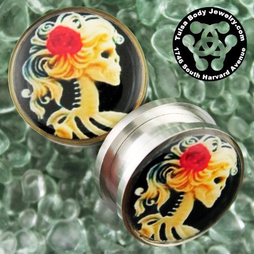 Catrina Cameo Stainless Screw-On Plugs