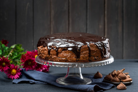 kue dengan cokelat ganache sederhana