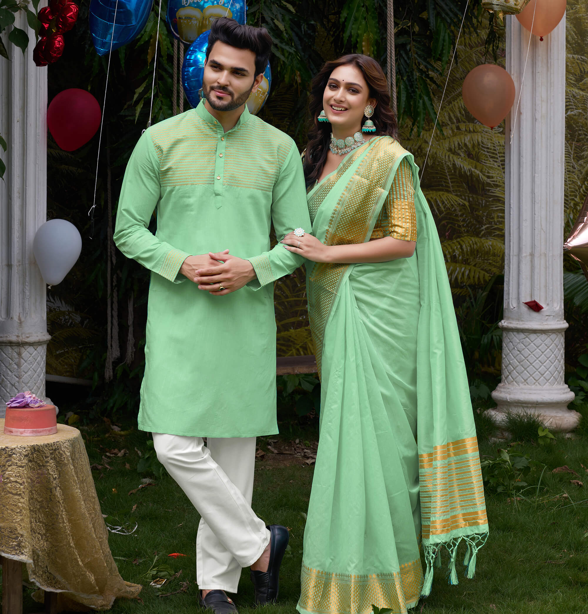 Matching Combo Couple Outfit With Grey Saree And Mens Kurta - BLISSBIE -  4255347