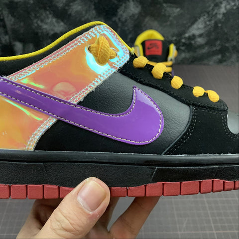 nike sb dunk low guns and roses