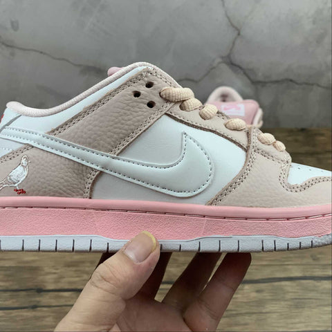 nike dunk sb low top elite pink white