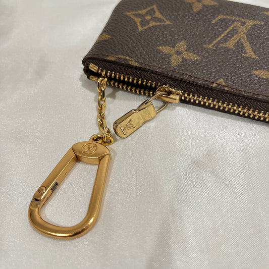 Louis Vuitton Monogram T&B Mini Pochette – Another Life NY