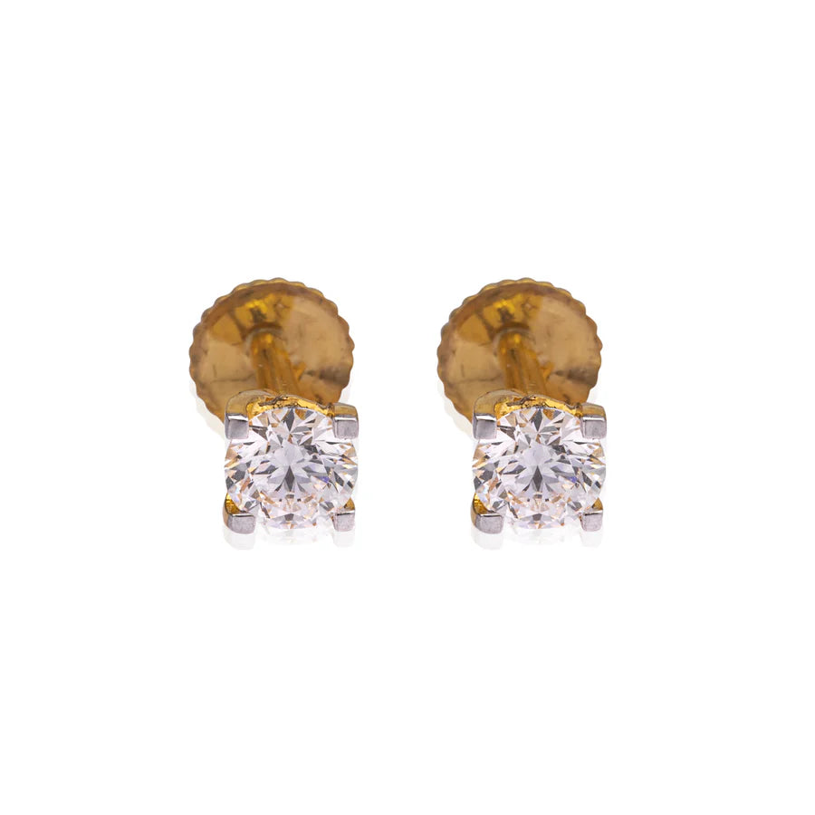 Shimmering Solitaire Diamond Stud