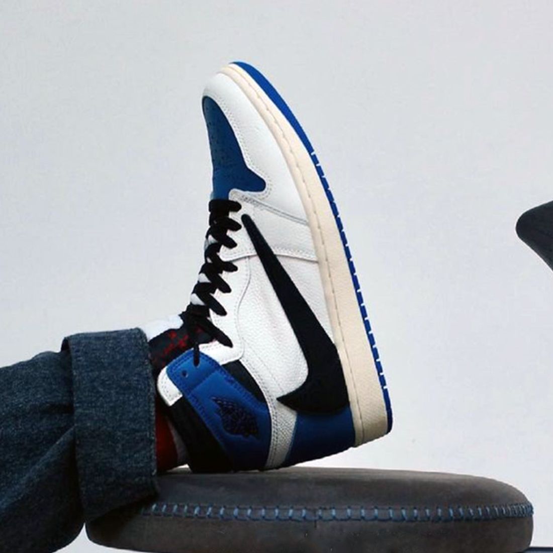 Nike Air Jordan 1 Retro High Top Blue Sneakers Shoes