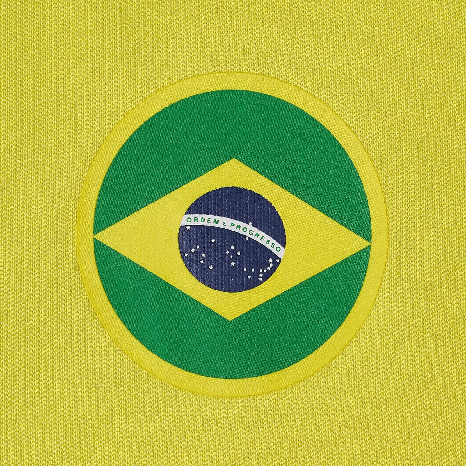Brasilien-Jacke zur FIFA Fussball-Weltmeisterschaft 2022™ mit Raglanärmeln  (weiss) – Männer - Official FIFA Store