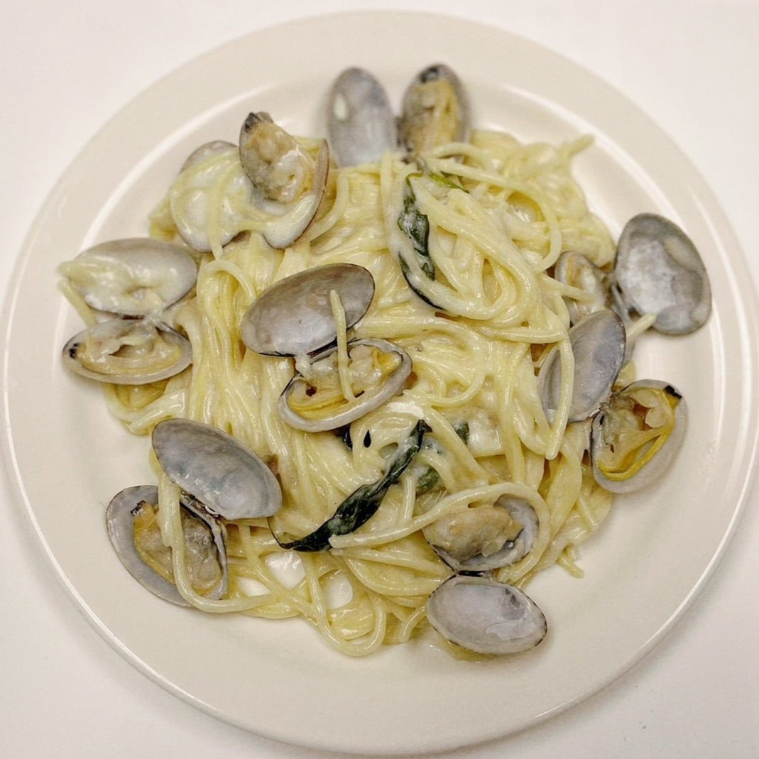 White Basil Clam Pasta – Canaan