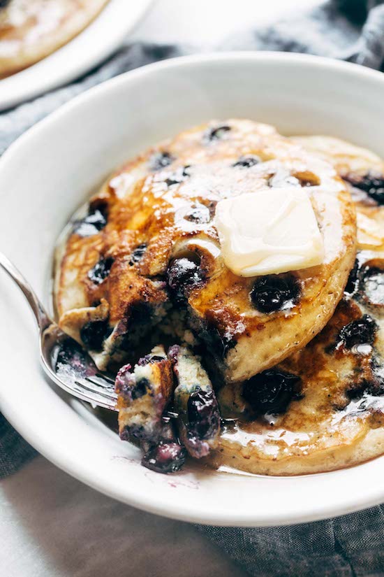 Fawn Design 5 Pancake Recipes Your Family Will Love - Blueberry Pancakes by Pinch of Yum