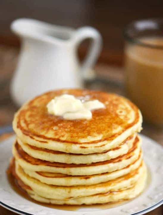 Fawn Design 5 Pancake Recipes Your Family Will Love - Buttermilk Pancakes by Mom on Timeout