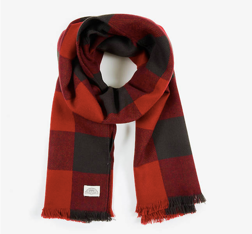Fawn Design Holiday Gift Guide for Guys - Levis Buffalo Plaid Scarf 