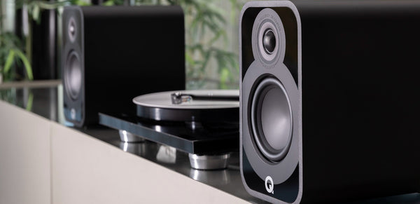 QAcoustics-5010-on-videosell